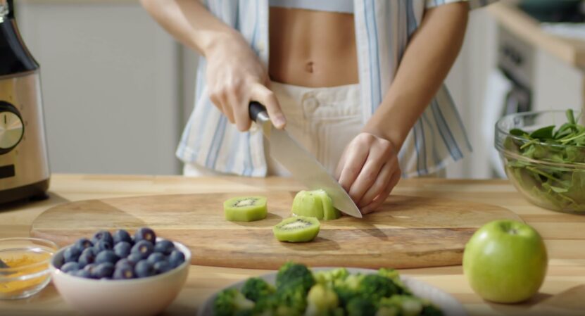 Kiwi seeds and pregnancy or breastfeeding