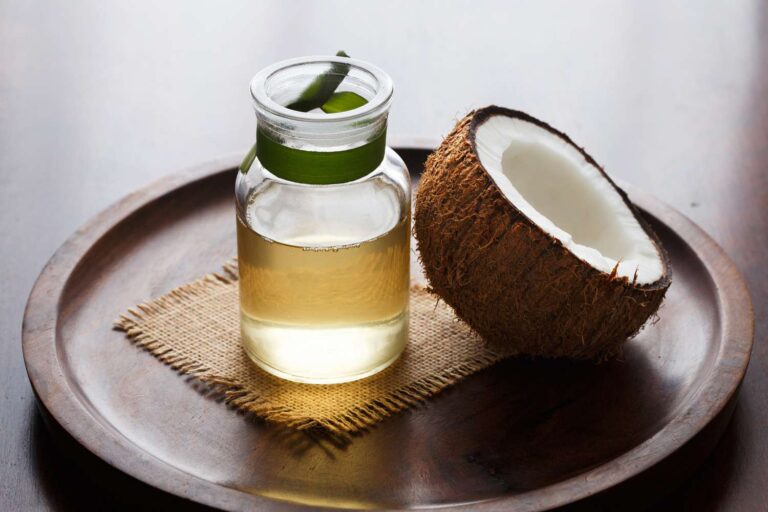 8 Tips on How To Keep Coconut Oil As Liquid Without It Going Hard